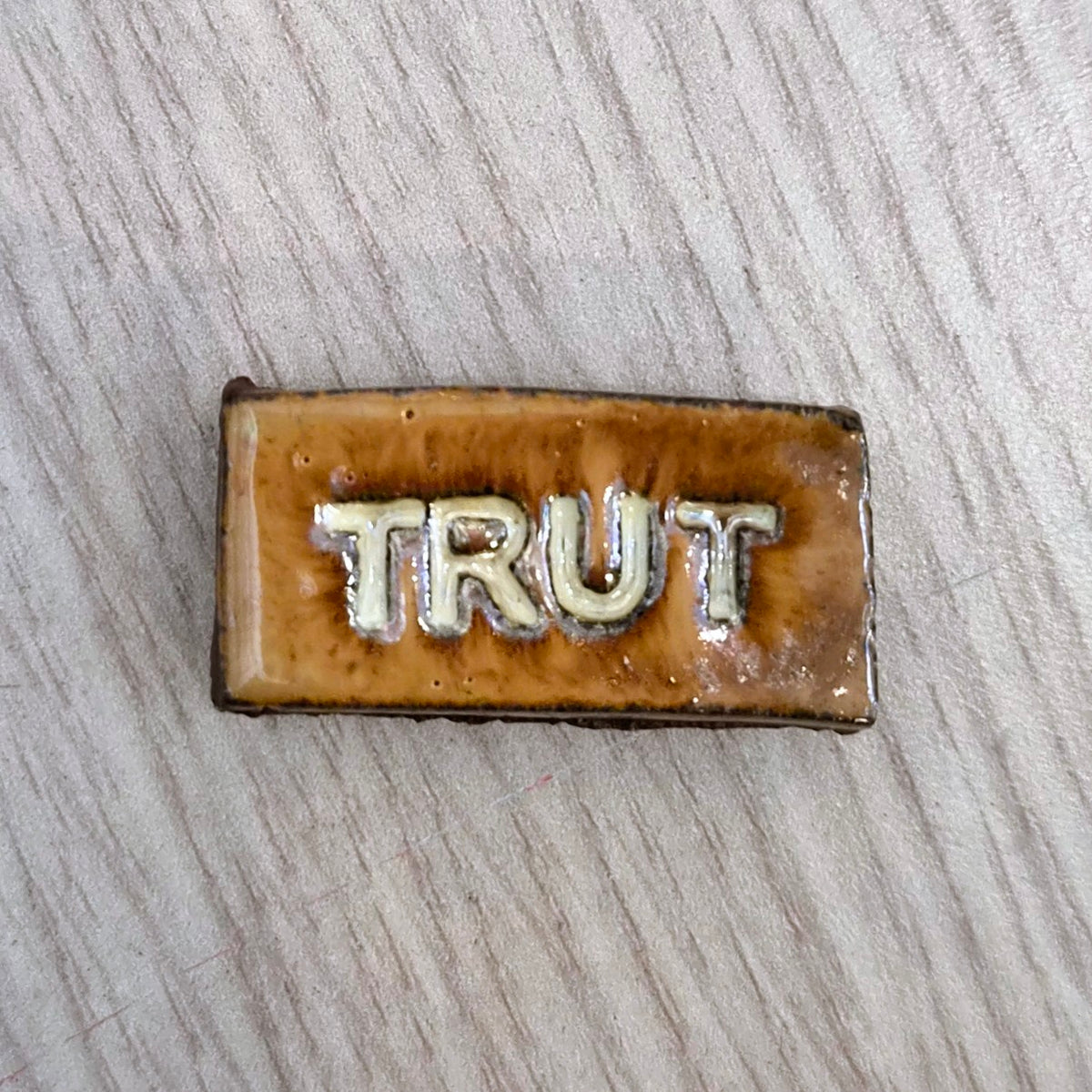 Magneet 'TR*T'